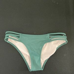 Gently used a small bit of pilling in the butt (all offers will be considered)